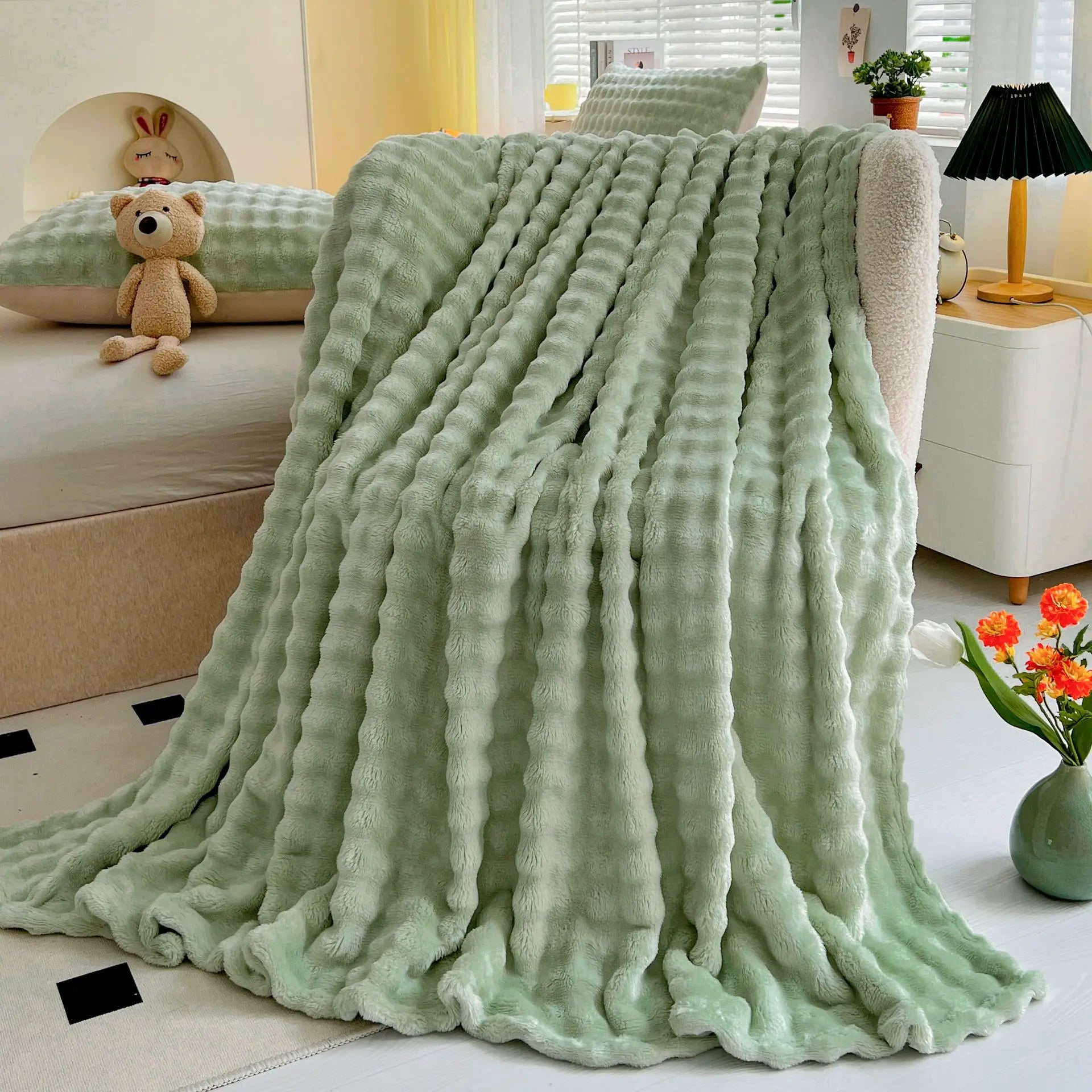 Luxury Faux Fur Throw