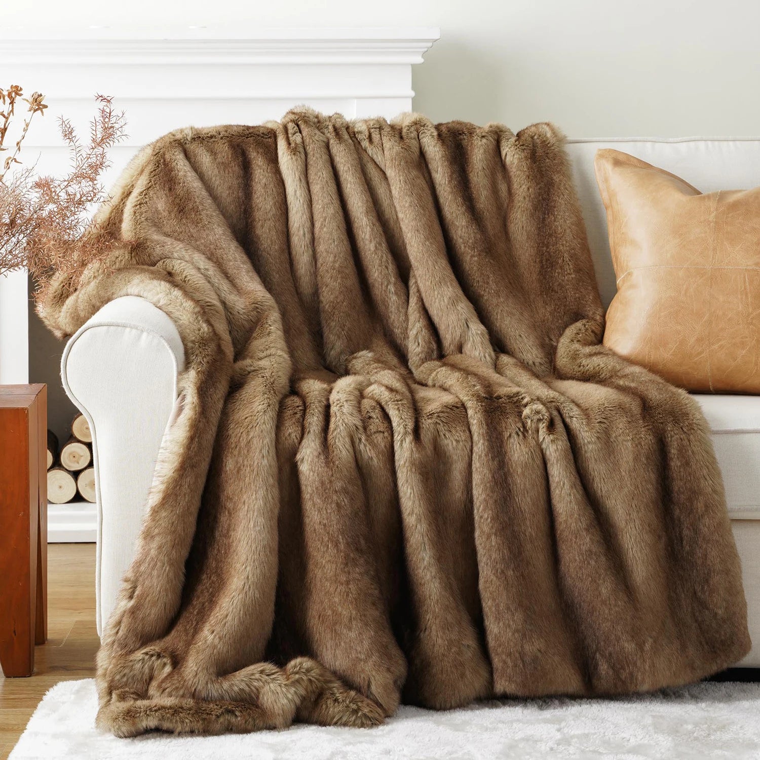 Battilo Luxury Faux Fur Blanket