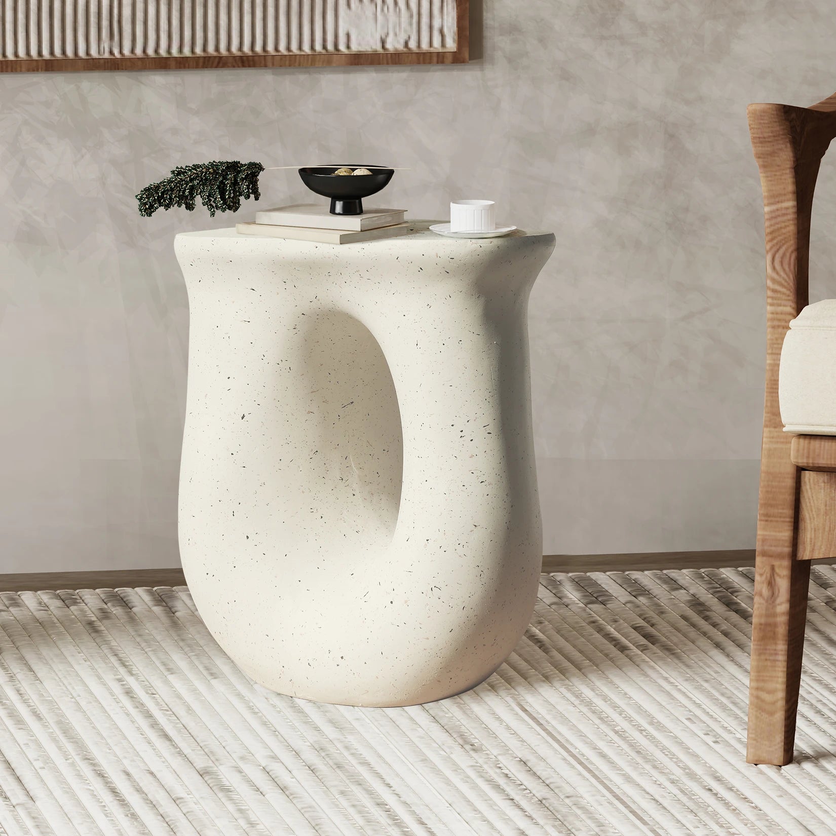 U-Shaped Geometric Side End Table